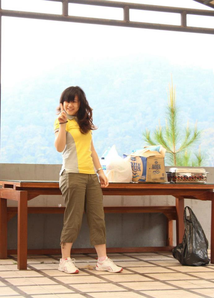 486091_629463663736103_108857652_n