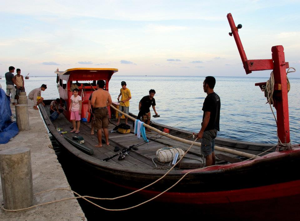 575328_447645545251250_280723136_n