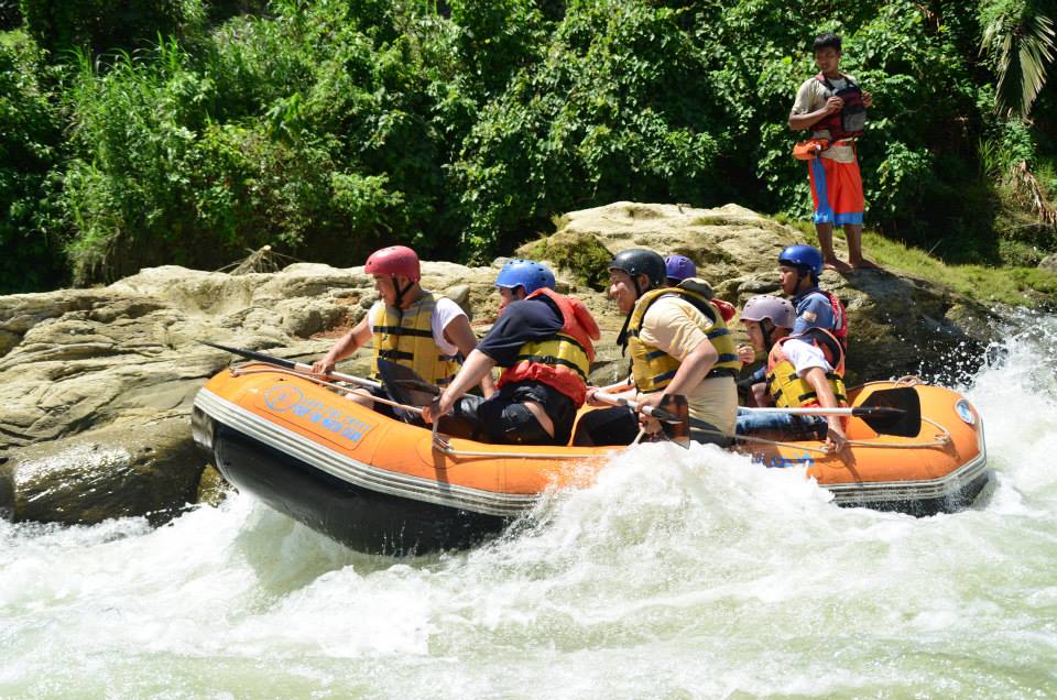 945516_669056926443443_501875671_n