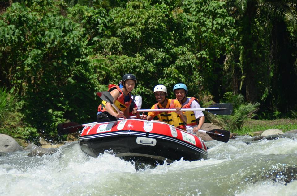 969452_669057003110102_697301607_n